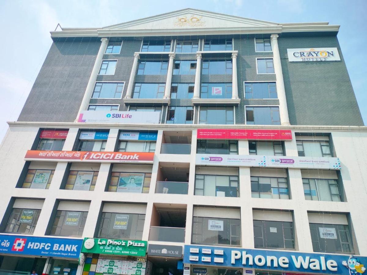 Crayon Hotels Gandhinagar Exterior foto